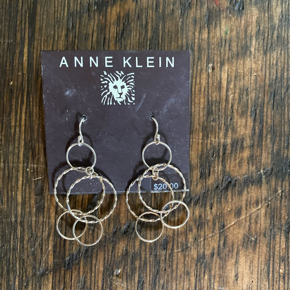 New Anne Klein dangle earrings multiple circles